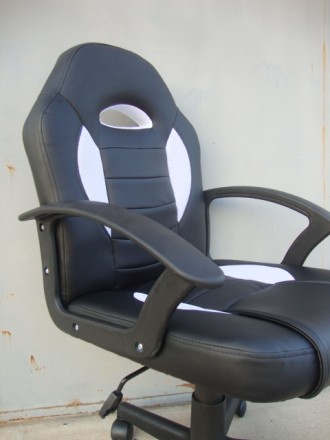 игровое кресло Sofotel модель Scorpion black-white код - 2166 от польской компан. . фото 10