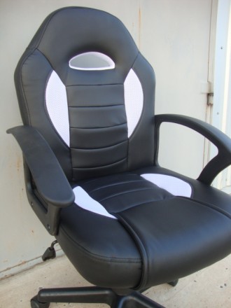 игровое кресло Sofotel модель Scorpion black-white код - 2166 от польской компан. . фото 13
