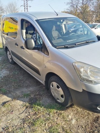 Продам Citroen Berlingo B9 Maxi база, 6 місць у хорошому стані. Івано-Франківськ. фото 1 Продам Citroen Berlingo B9 Maxi база, 6 місць у хорошому стані. Івано-Франківськ. фото 1
