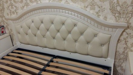Пропонуємо спальню Ніколь в класичному стилі від виробника.

Ціна вказана за к. . фото 12