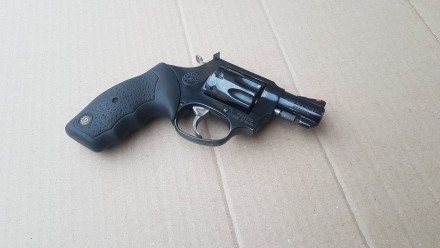 Продам бразильський револьвер флобер Taurus 2,5”
ПОВНІСТЮ ЗІ СТАЛІ!
дуже. . фото 11