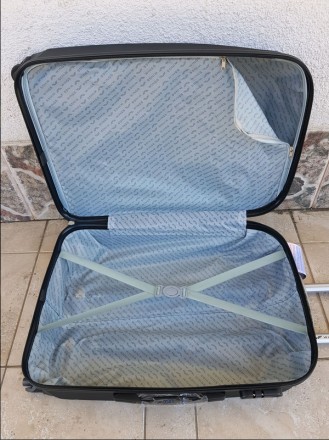 Описание
Брендовий Ультралегкий чемоданы Wings 310 1.Европейское качество.2 Про. . фото 11