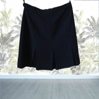 Стильная женская короткая юбка черного цвета, на подкладке, будет идеальным вари. . фото 3