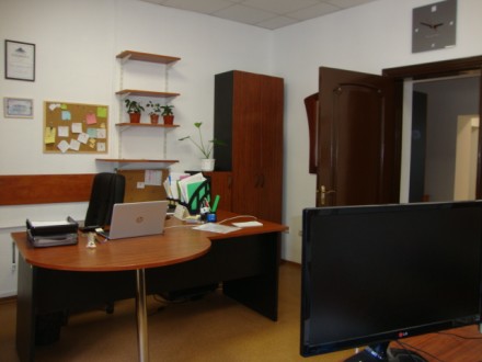 Сдам отличный офис (нежилое помещение) на 1(первом) этаже в тихом месте по ул. К. Святошино. фото 8
