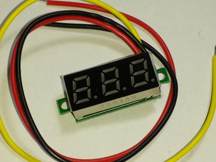 Цифровой вольтметр предназначен для измерения напряжения в электрических цепях.
. . фото 2
