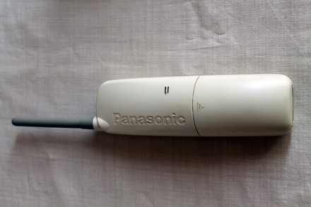Продается беспроводной стационарный телефон Panasonic KX-TC1205UAW белого цвета.. . фото 3