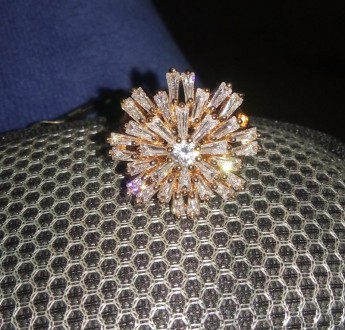 Очень красивое и не обычные кольца в позолоте надёжной 18 каратнрй,как снежинка,. . фото 6