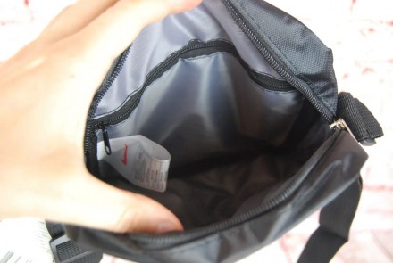 Спортивная сумка-барсетка через плечо Nike .Тканевая сумка. КС15

Сумка имеет . . фото 4