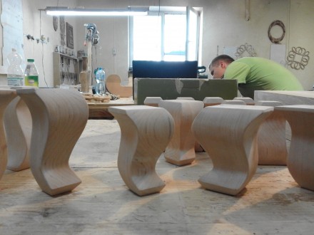 Изготавливаем по индивидуальному заказу деревянные мебельные ножки:
Фигурные но. . фото 7