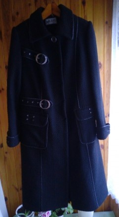 Продам жіноче демісезонне пальто в хорошому стані, одягалось рідко. Пальто чорно. . фото 3