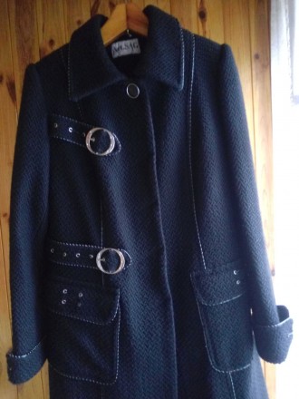 Продам жіноче демісезонне пальто в хорошому стані, одягалось рідко. Пальто чорно. . фото 4