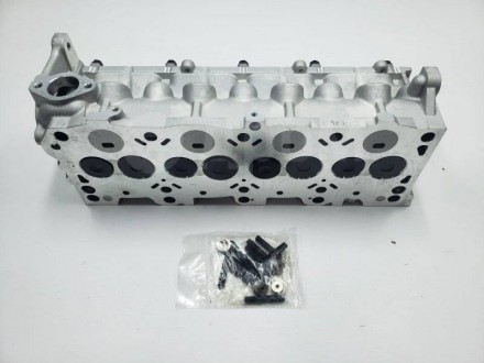 Нова головка блоку циліндрів для Mazda 626 E2000 E2200 
2,0D 2,20D. Двигун R2 R. . фото 5