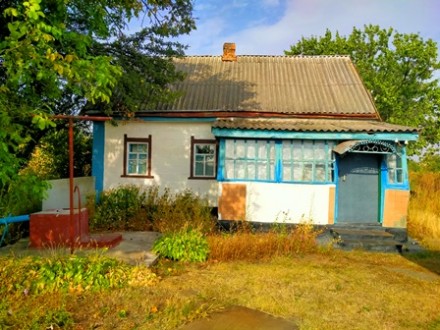 Будинок із черепашника, обкладений цеглою,  поруч із  центром села, 1986р.п., на. . фото 4