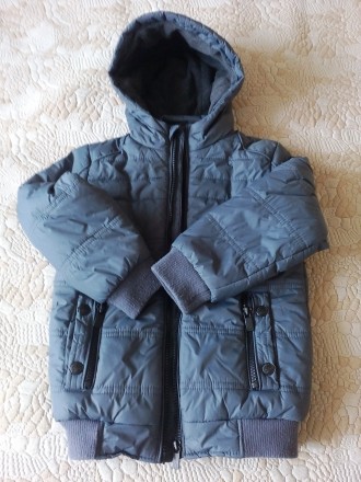 Продам зимнюю детскую куртку для мальчиков в отличном состоянии, возраст 3-4 год. . фото 2