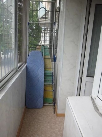 Сдам однокомнатную квартиру на 2 этаже окна и балкон на красную линию на пр. Гаг. Гагарина. фото 4