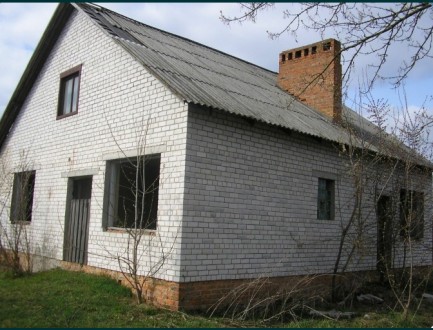 Продам кирпичный дом 11х10 с мансардой, с.Тупичев, 40 км от Чернигова и 20 км от. Тупичев. фото 2