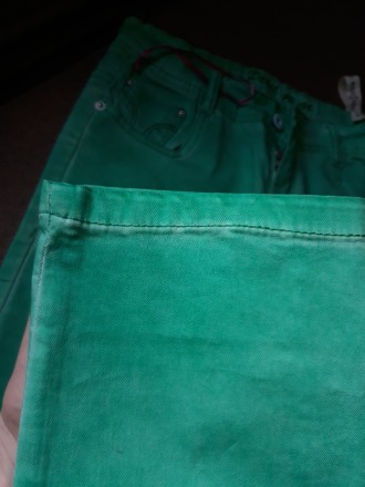 Продам новые легкие летние джинсы яркого бирюзово-зеленого цвета французской мар. . фото 6