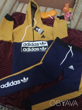 Спортивный костюм ADIDAS