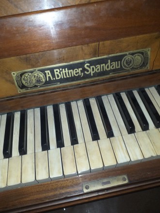 пианино Bittner Spandau 19век рабочее клавиши слоновая кость черное дерево. . фото 8