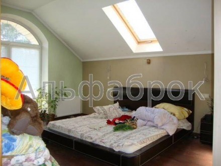 Продажа 3-этажного кирпичного дома в Белогородке ( Киево-Святошинский рн). 315 м. . фото 14