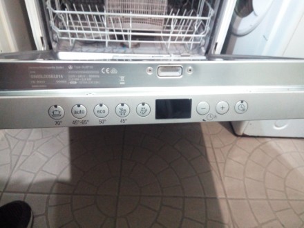 SIEMENS SN65L005EU/14 
Посудомоечная машина встраиваемая в отличном состоянии и. . фото 6