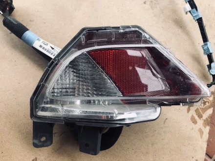 задні фонарі до бампера TOYOTA RAV 4 2018 р в ціна за комплект можна і по окремо. . фото 4