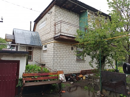 Аренда дома для строителей в Борисполе. В доме 2 комнаты, кухня, санузел. Есть м. Борисполь. фото 2