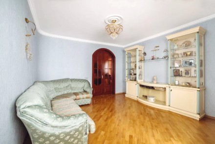 В продаже квартира в двух уровнях в современном кирпичном доме на 6 станции Боль. Приморский. фото 9