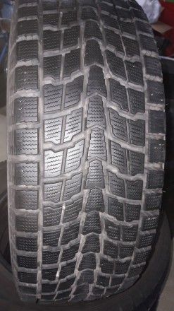 продам шины легкое б/у Dunlop GrandTrek SJ6 265/60 R18 110Q ( высота протектора . . фото 2