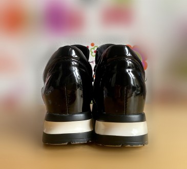Продаю ботинки женские, очень удобные и легкие, на внутренней стороне - молния, . . фото 3