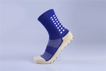 Тренировочные носки
Предназначены для активных видов спорта, на стопе силиконовы. . фото 3