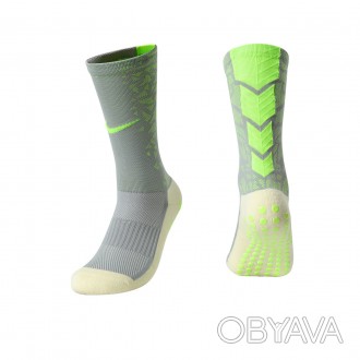 Тренировочные носки Nike
Предназначены для активных видов спорта, на стопе силик. . фото 1