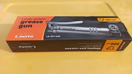 Шприц для змащення Lavita LA SH1500
Шприц — нагнітач Lavita LA SH1500 інструмент. . фото 2