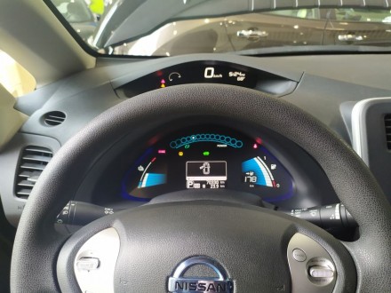 Nissan Leaf S 30 кВт 2016 год, батарея SOH 89%, пробег 70 тыс. км.. Запас хода у. . фото 12