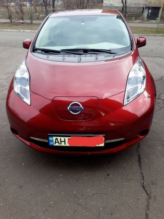 Nissan Leaf 2012 красный металлик, первая регистрация, первый владелец.. . фото 2