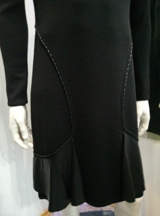 Черное платье. NIXUIVI
Верхняя часть платья с меховой отделкой .Подчеркивающий . . фото 5
