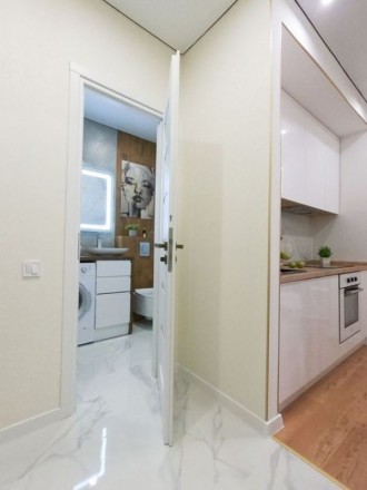 Продажа 1-комнатной квартиры, перепланирована в кухню студию 20 кв.м. и спальню.. Киевский. фото 9