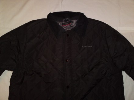 Продам новую стеганную демикуртку (легкая) черного цвета для мужчин известной фи. . фото 5