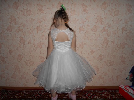 Детское нарядное платье на рост 110
Покупали для себя, но прогадали с размером.. . фото 5