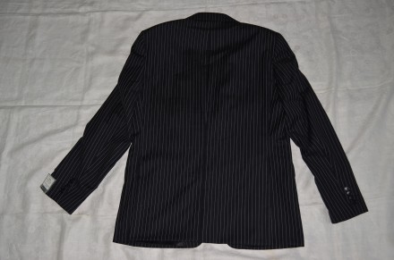 Мужской пиджак NEXT. Цвет черный с вертикальными тонюсенькими белыми полосками. . . фото 8