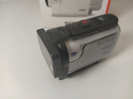 Продаю свою экшн камеру Sony FDR-X3000
Состояние хорошее, пару мелких потертост. . фото 12
