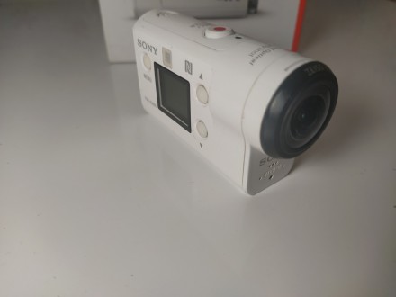 Продаю свою экшн камеру Sony FDR-X3000
Состояние хорошее, пару мелких потертост. . фото 7