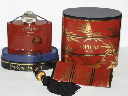 Шикарные винтажные духи " Opium " Yves Saint Laurent. Днепр. фото 1 Шикарные винтажные духи " Opium " Yves Saint Laurent. Днепр. фото 1