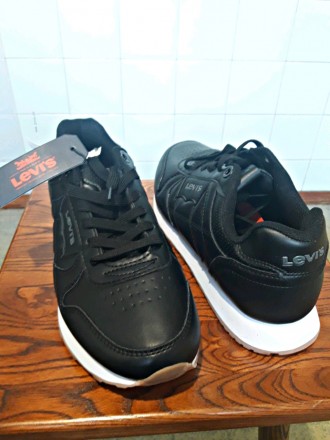 Описание
Levi's Shoes Men's Black
Абсолютно новые.
Материал: каучук, rubber,g. . фото 3