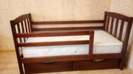 Детская односпальная кроватка Карина с натурального дерева ольхи.
80х190 спальн. . фото 4