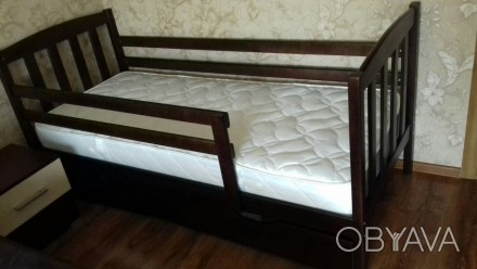 Детская односпальная кроватка Карина с натурального дерева ольхи.
80х190 спальн. . фото 1