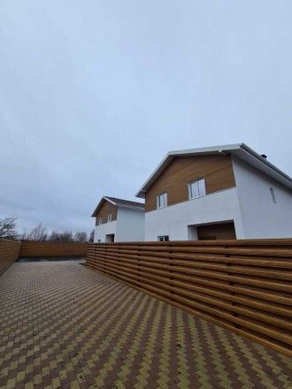 Продается стильный, красивый новый дом с террасой в живописном селе Зазимье, рас. . фото 4