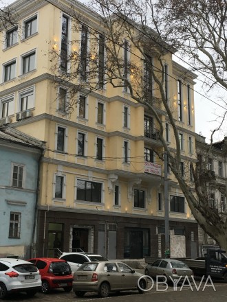 Аренда офиса в БЦ Атлант. Приморский. фото 1 БЦ "Атлант", компактный офис 25 м.кв с ремонтом.
Центр Одессы, Пушкин. Приморский. фото 1