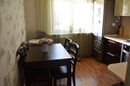 Предлагается к продаже светлая и уютная 2 комнатная квартира на высоком первом э. Киевский. фото 3