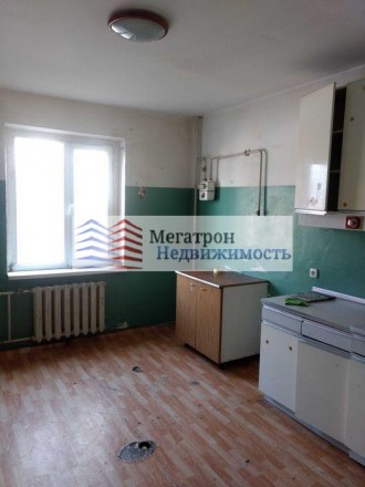 3х комнатная квартира Второй этаж парковка возле окна(видно с кухни и балкона). . Суворовский. фото 9